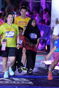 BIB: 2400, 3229
                            <button type="button" onclick="openModal(26254005)" class="btn btn-primary btn-sm float-right btn-popup" data-toggle="modal" data-target=".modal-high-quality">
                        <i class="fas fa-shopping-cart"></i> Add to Cart
                    </button>
                                            <button type="button" onclick="isThisMe(26254005, true)" class="btn btn-success btn-sm float-right btn-popup btn-isme hidden" data-toggle="tooltip" data-placement="bottom" title="นี่คือรูปของคุณใช่ไหม คลิกที่นี่เพื่อเอาเข้าอัลบั้ม">
                        <i class="fas fa-plus"></i> Add to album
                    </button>
                    <button type="button" onclick="isThisMe(26254005, false)" class="btn btn-warning btn-sm float-right btn-popup btn-isnotme hidden">
                        <i class="fas fa-ban"></i> Remove from album
                    </button>